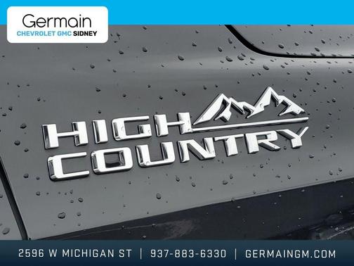 2023 Chevrolet Suburban High Country