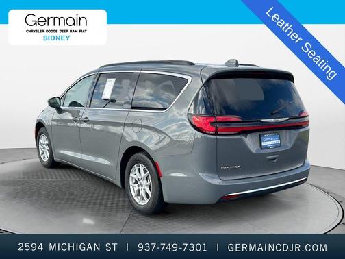 2022 Chrysler Pacifica Touring-L