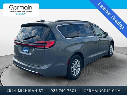 2022 Chrysler Pacifica Touring-L