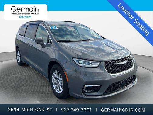 2022 Chrysler Pacifica Touring-L