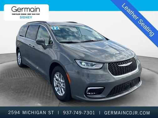 2022 Chrysler Pacifica Touring-L