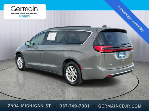 2022 Chrysler Pacifica Touring-L