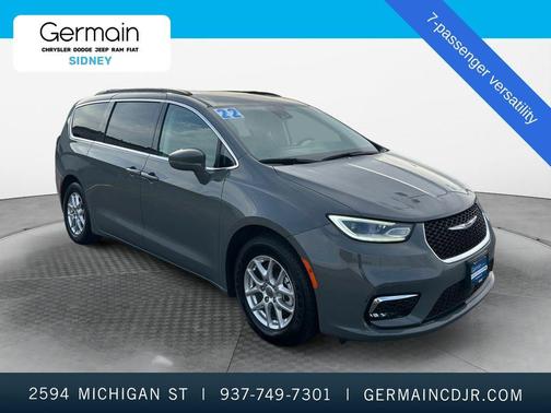 2022 Chrysler Pacifica Touring-L