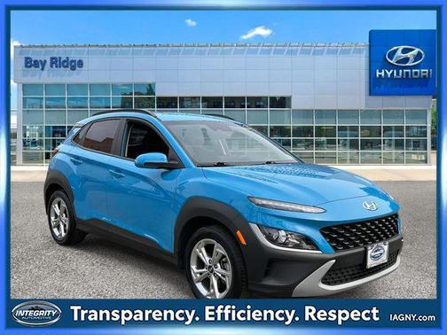 2022 Hyundai KONA SEL