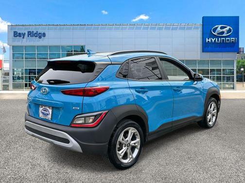 2022 Hyundai KONA SEL