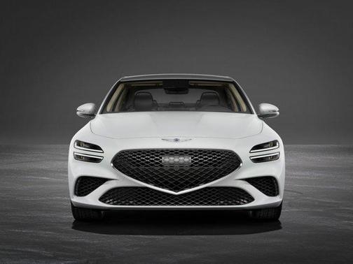 2025 Genesis G70 2.5T RWD