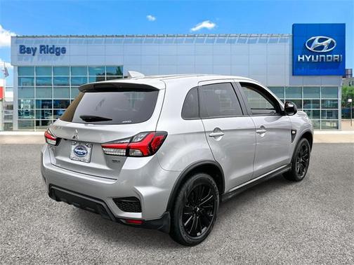 2023 Mitsubishi Outlander Sport 2.0 LE