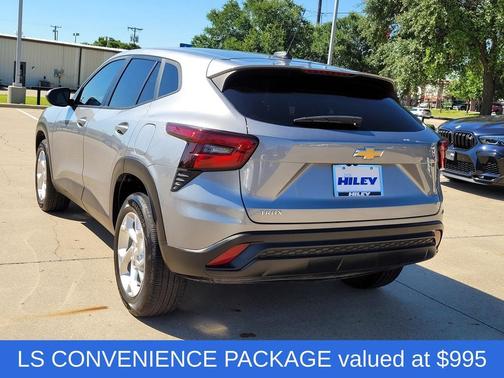Sterling Gray Metallic 2025 Chevrolet Trax LS