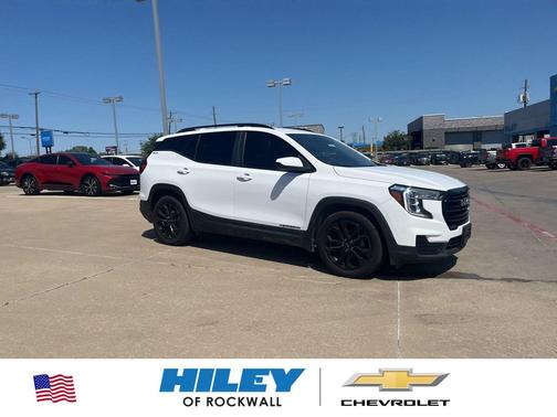 Summit White 2022 GMC Terrain SLE