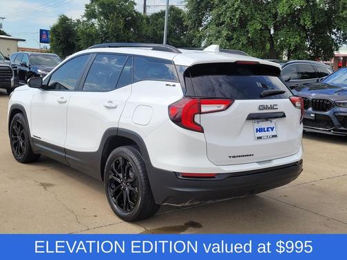 Summit White 2022 GMC Terrain SLE