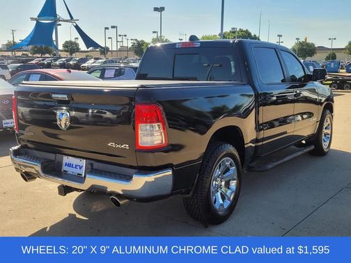Diamond Black Crystal Pearlcoat 2019 RAM 1500 Big Horn
