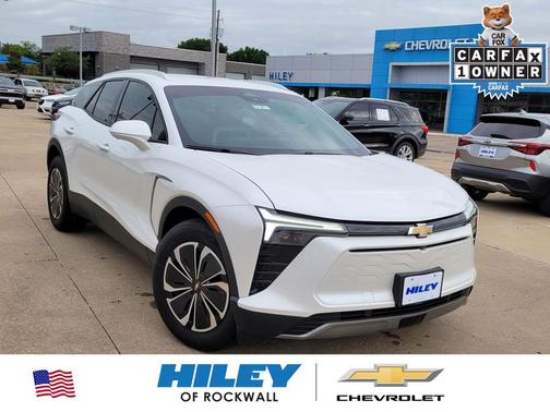Iridescent Pearl Tricoat 2024 Chevrolet Blazer EV eAWD LT