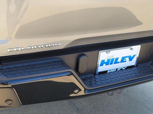2025 Chevrolet Colorado WT