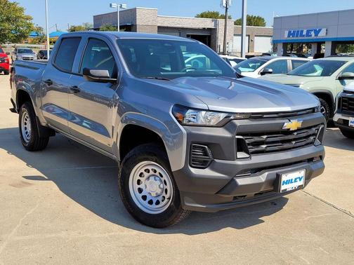 2025 Chevrolet Colorado WT