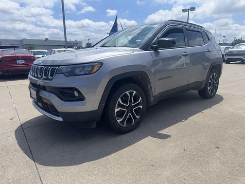 Billet Silver Metallic Clearcoat 2023 Jeep Compass Limited