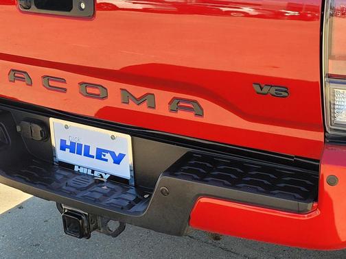 2020 Toyota Tacoma TRD Sport