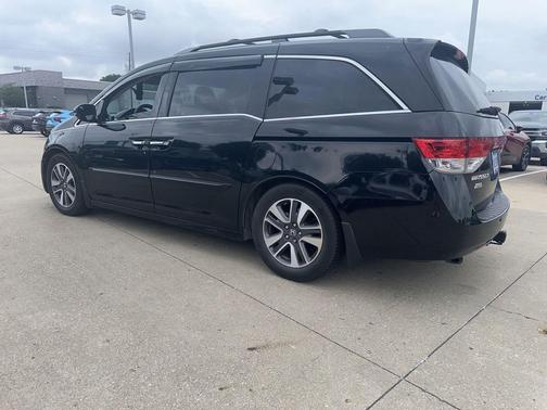 Crystal Black Pearl 2014 Honda Odyssey Touring