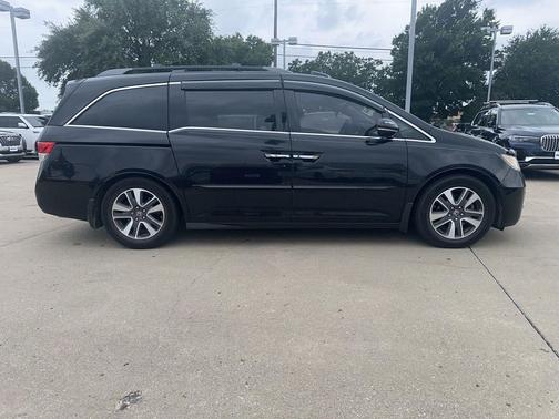 Crystal Black Pearl 2014 Honda Odyssey Touring