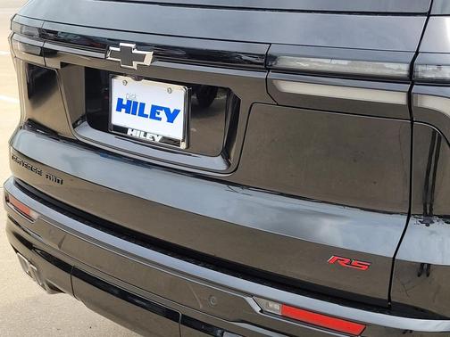 Mosaic Black Metallic 2026 Chevrolet Traverse RS