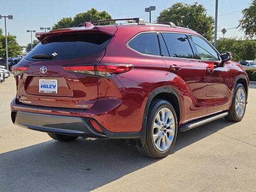 2023 Toyota Highlander Limited