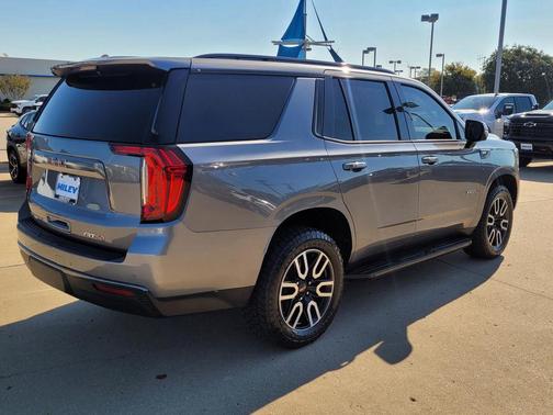 2021 GMC Yukon 4WD AT4