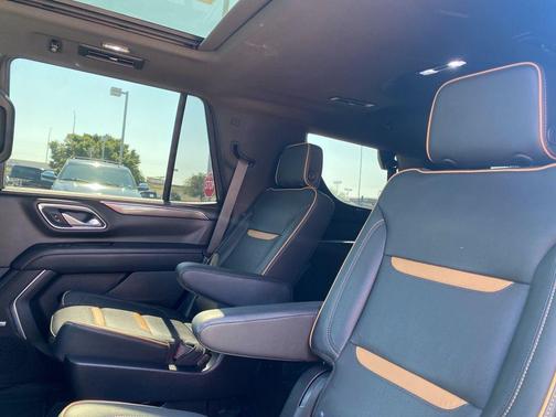 2021 GMC Yukon 4WD AT4