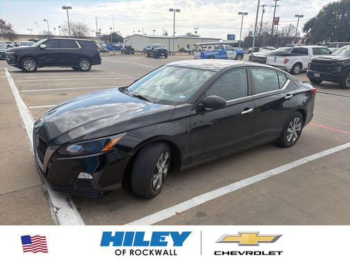 2022 Nissan Altima S FWD