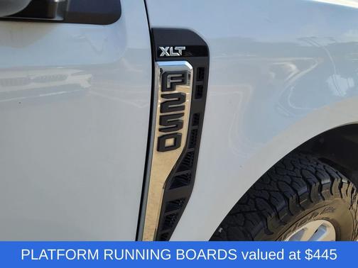 Oxford White 2023 Ford F-250 XLT