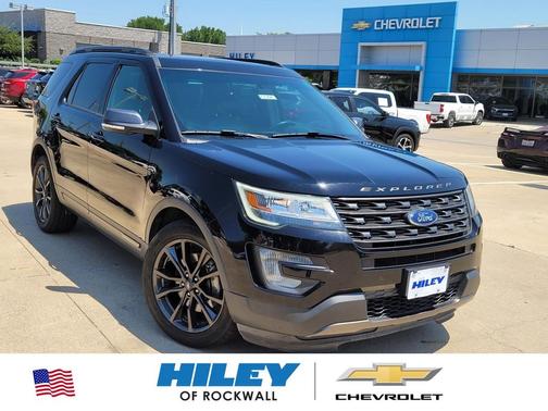 Magnetic Metallic 2017 Ford Explorer XLT