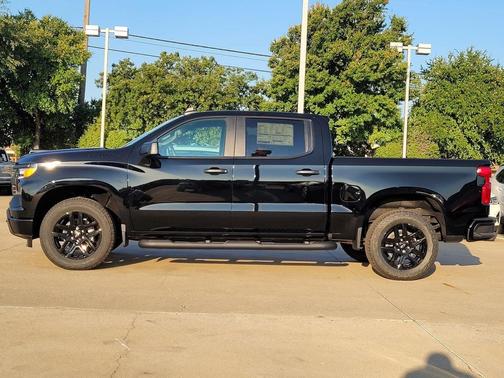 Black 2026 Chevrolet Silverado 1500 Custom