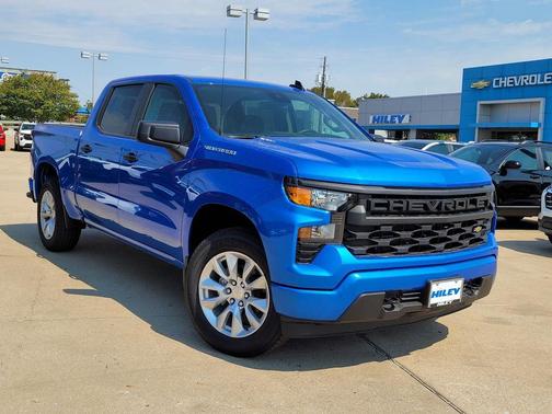 2025 Chevrolet Silverado 1500 Custom
