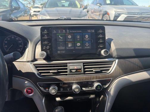 Lunar Silver Metallic 2020 Honda Accord EX-L 1.5T