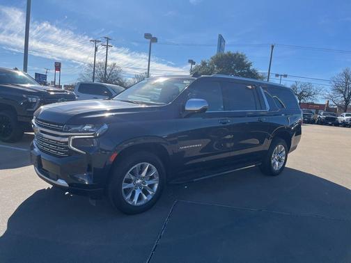 2023 Chevrolet Suburban Premier