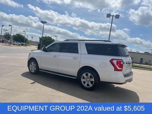 White Platinum 2018 Ford Expedition Max XLT