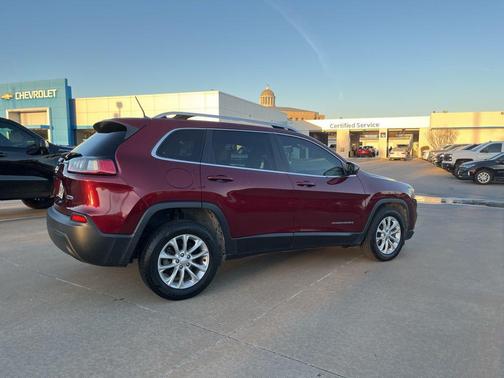 2019 Jeep Cherokee Latitude