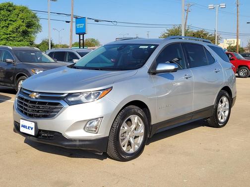 Silver Ice Metallic 2019 Chevrolet Equinox Premier