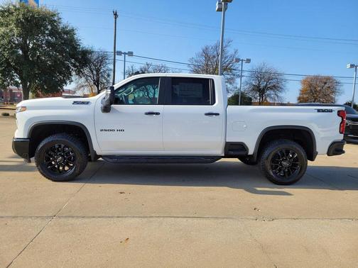 2026 Chevrolet Silverado 2500 LT