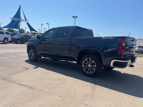 Dark Ash Metallic 2023 Chevrolet Silverado 1500 LT