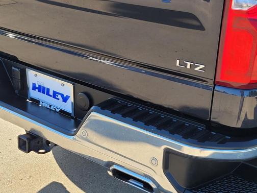 Dark Ash Metallic 2024 Chevrolet Silverado 1500 LTZ