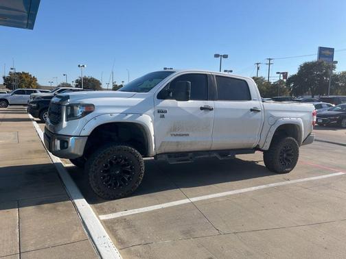 2019 Toyota Tundra SR5