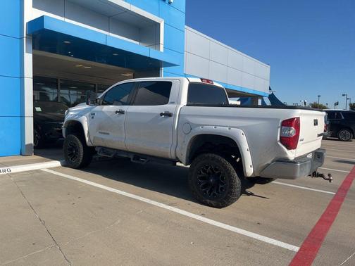 2019 Toyota Tundra SR5