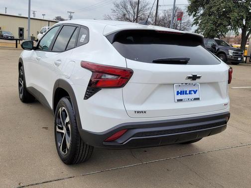 2026 Chevrolet Trax FWD 1RS