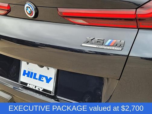Carbon Black Metallic 2023 BMW X6 M Base