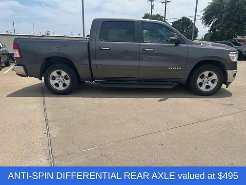 Granite Crystal Metallic Clearcoat 2019 RAM 1500 Big Horn