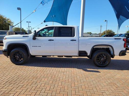 2026 Chevrolet Silverado 2500 LT