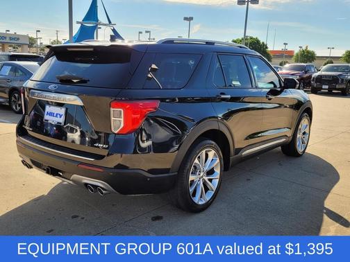 Agate Black Metallic 2021 Ford Explorer Platinum