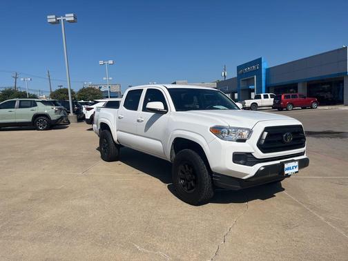 2023 Toyota Tacoma SR