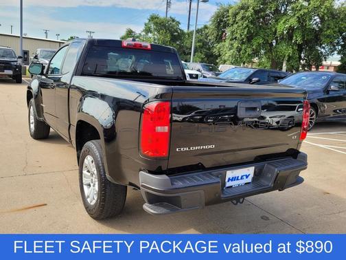 Black 2022 Chevrolet Colorado LT