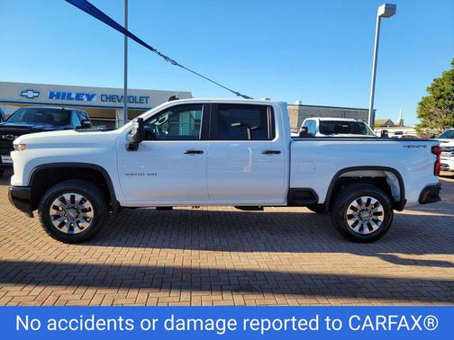 2026 Chevrolet Silverado 2500 Custom