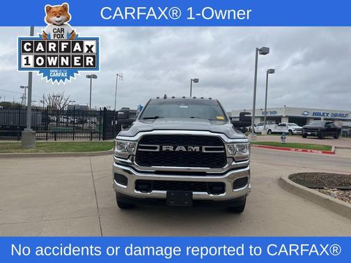 2024 RAM 3500 Tradesman Regular Cab 4x4 8' Box